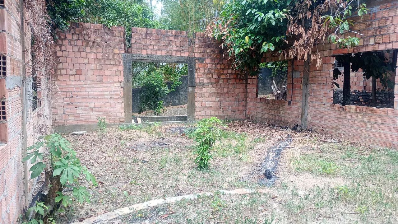 Terreno em contrução 