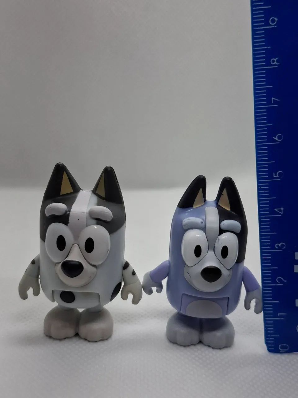 Bonecos colecionaveis Bluey e seus amigos miniaturas