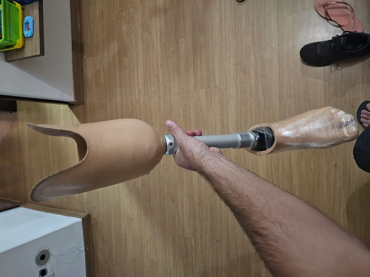 Prótese LIGA LEVE CARBONO