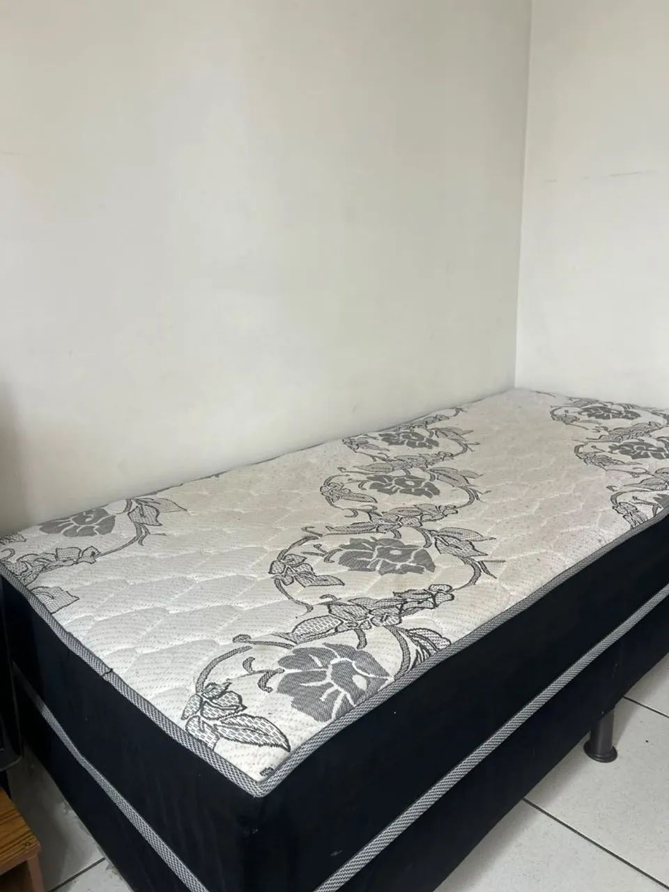 Cama de solteiro 