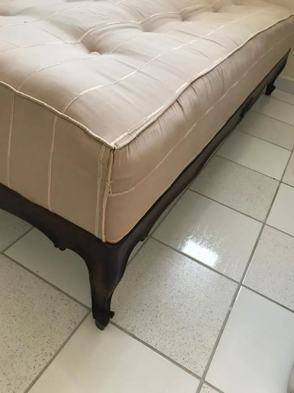 Recamier em Madeira Maciça e Assento com Molas Antiguidade