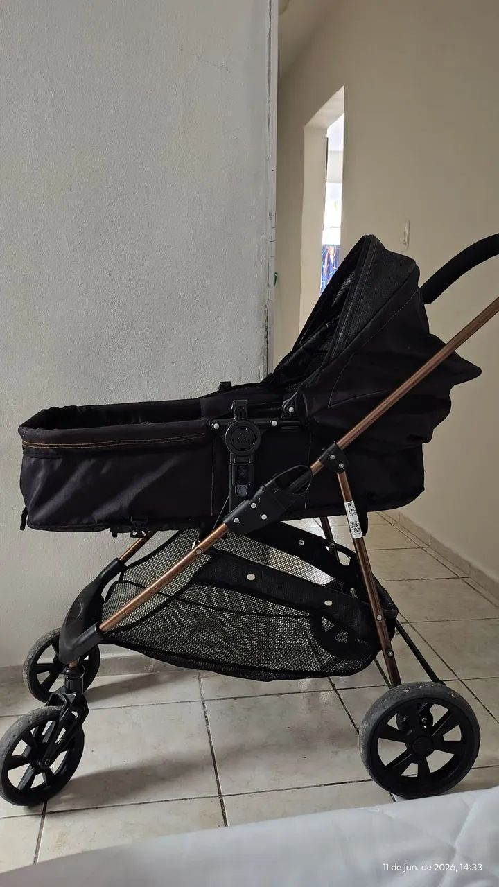 Vende-se Carrinho de Bebê  - Foto 5