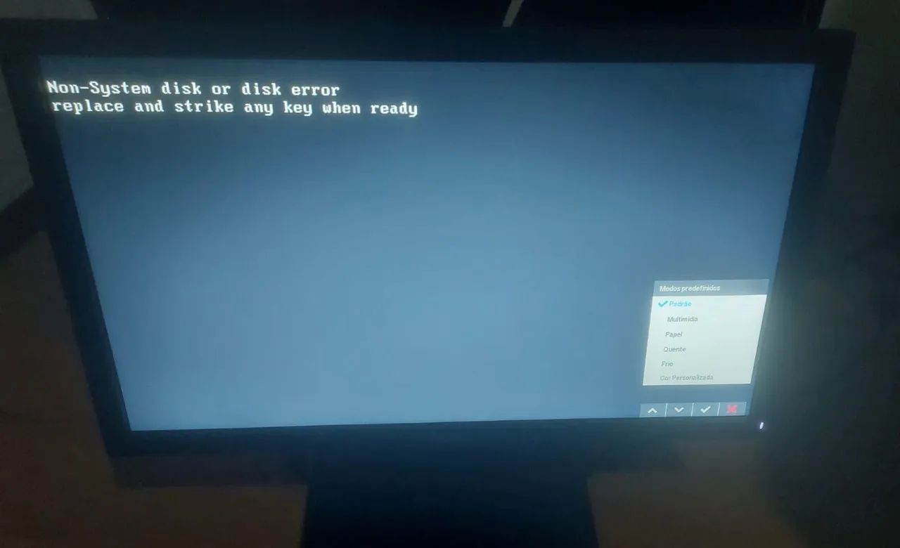 Monitor Dell E1916Hf 18.5 polegadas aceito troca por placa de vídeo com defeito  - Foto 2
