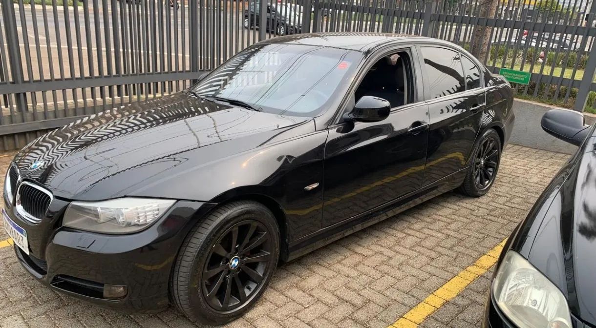 BMW 320I A 2010 - Foto 3