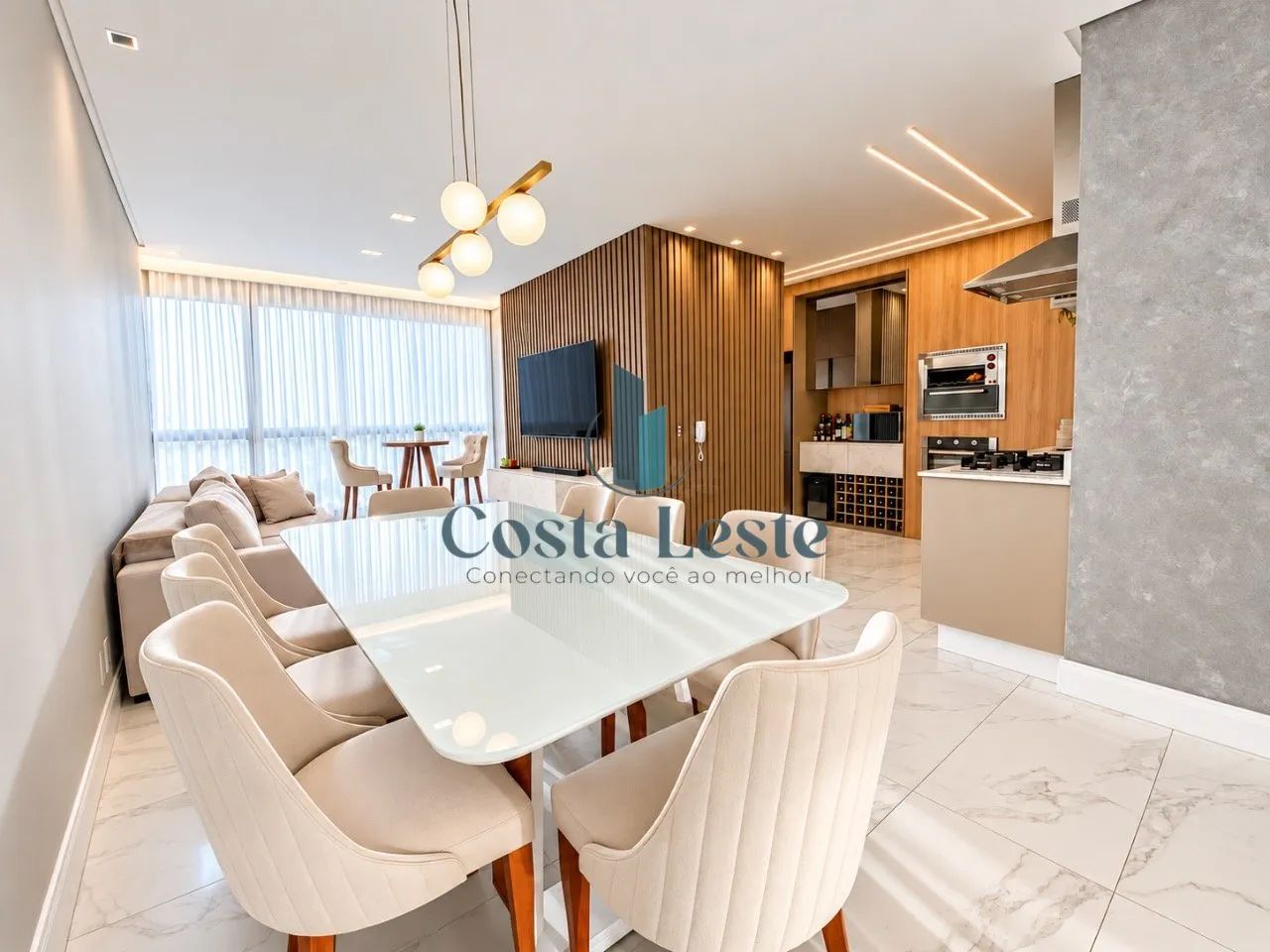 Apartamento 02 suítes no Edifício Brava Arts na Praia Brava
