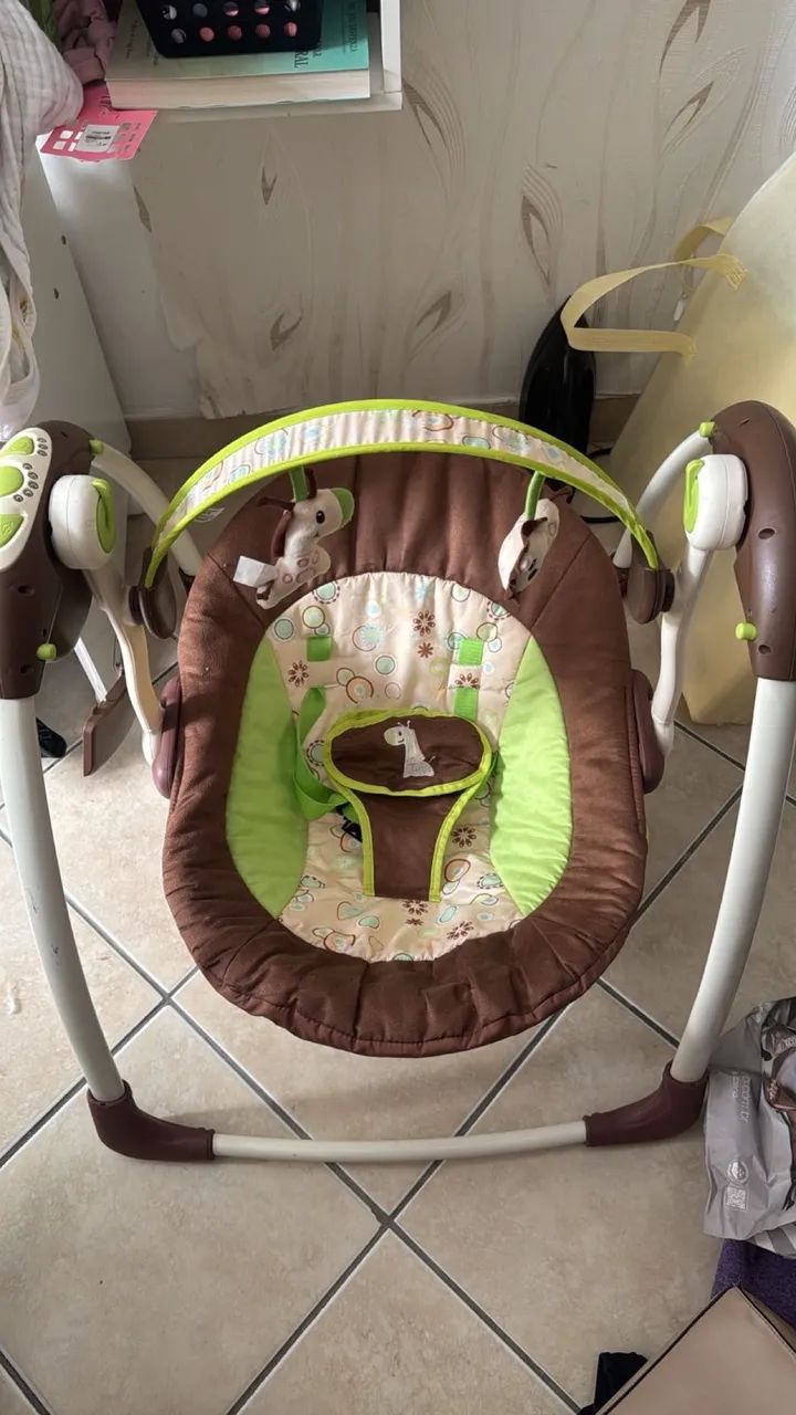 cadeira de balanço automática para bebê  - Foto 2