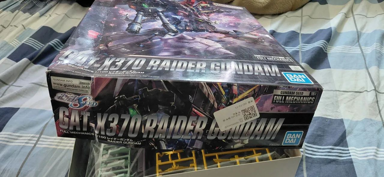 Full mechanics Raider gundam Bandai  - Foto 3
