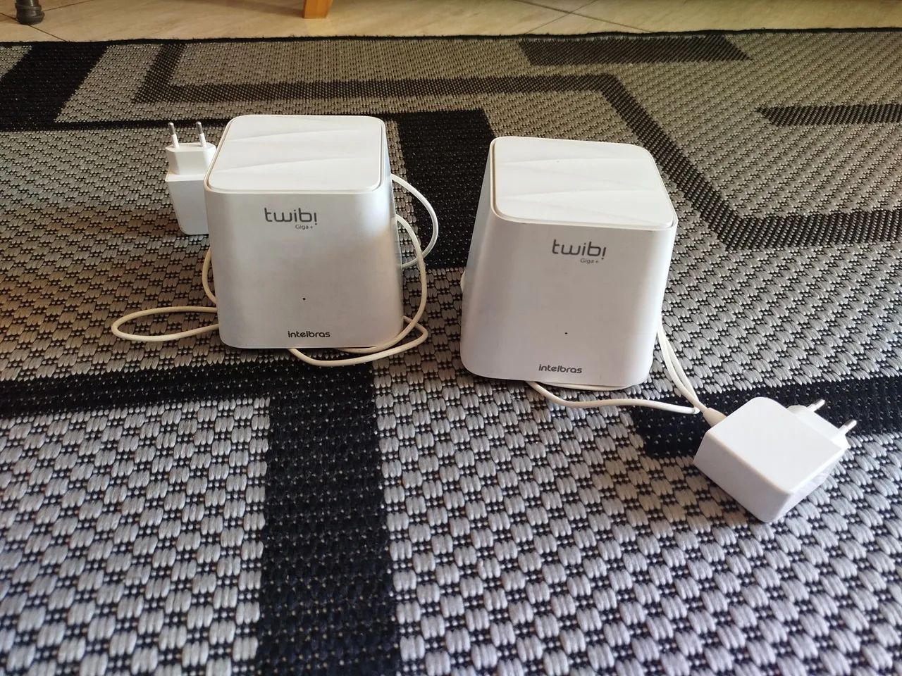 Kit Kit 2 Roteadores Intelbras Twibi Giga+