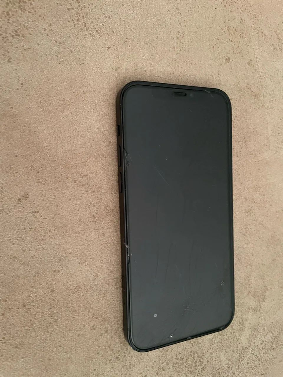 iPhone 12  é outro 11 - Foto 2