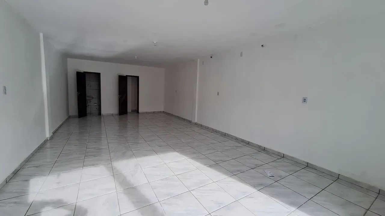 Alugo Ponto Comercial Na Av Onze Maiobão