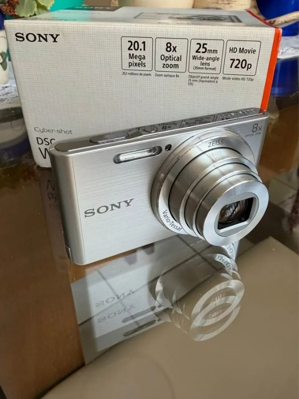 Câmera Sony Cyber-Shot prata