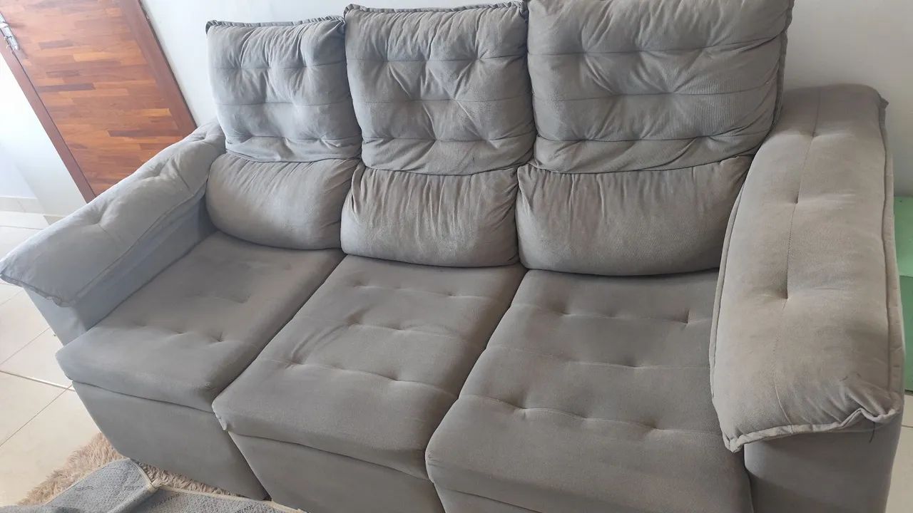 Sofá retrátil semi novo - Foto 2