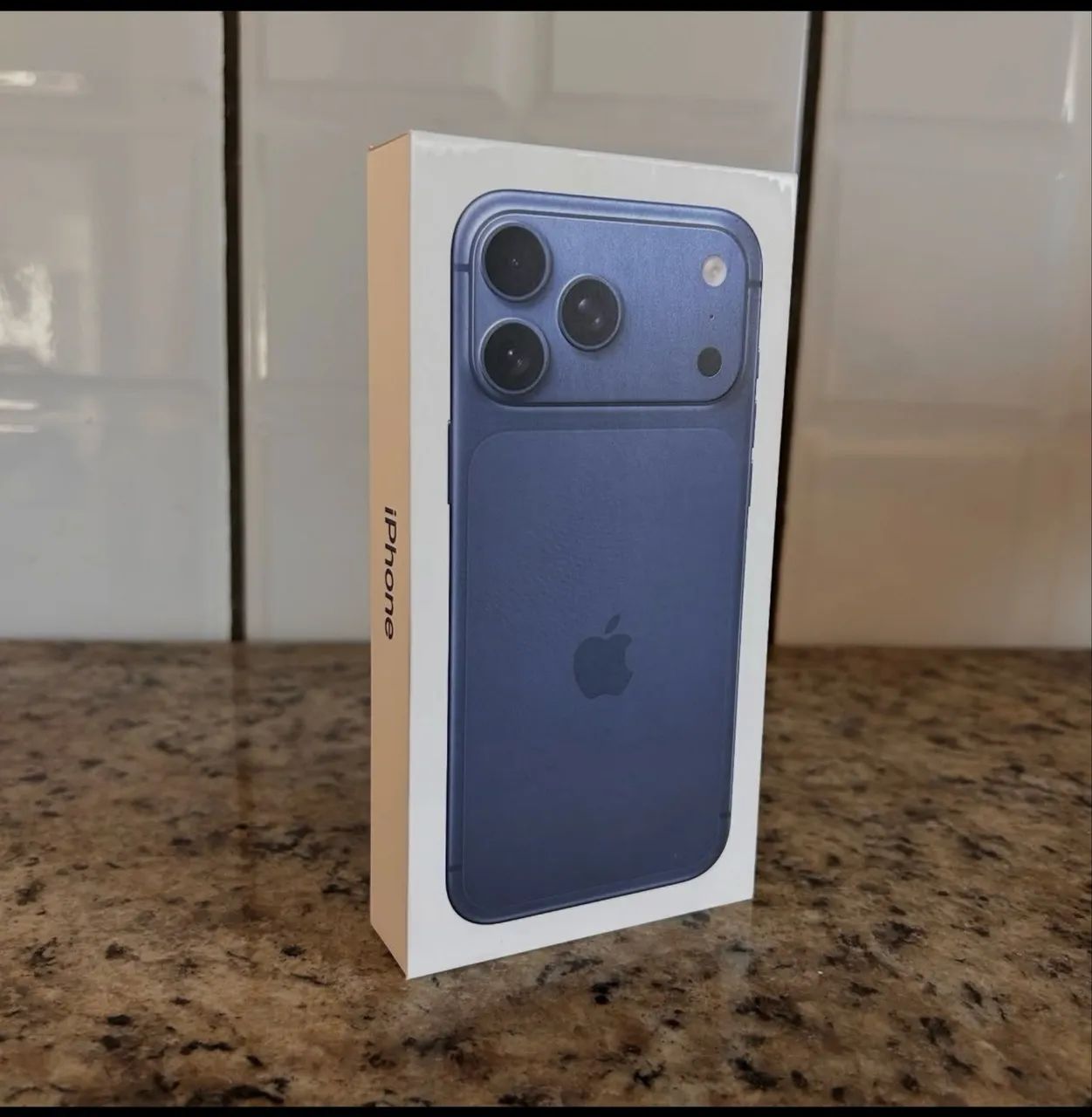 iPhone 17 pro Max lacrado barato !!
