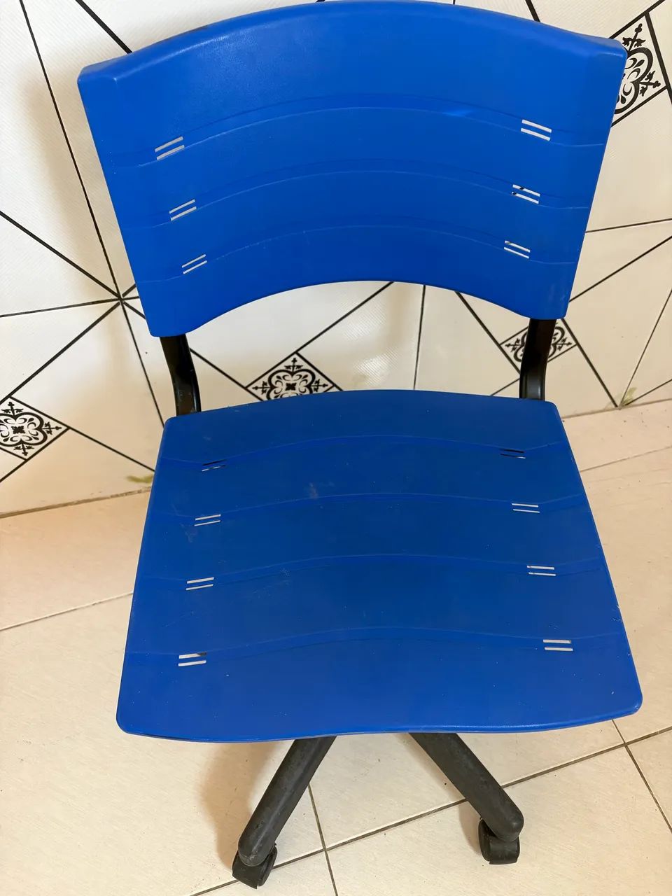 Cadeira de escritório giratória - Foto 2