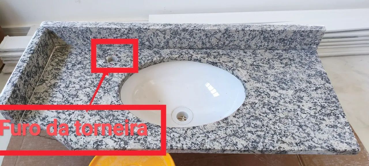 Small oval washbasin sink
