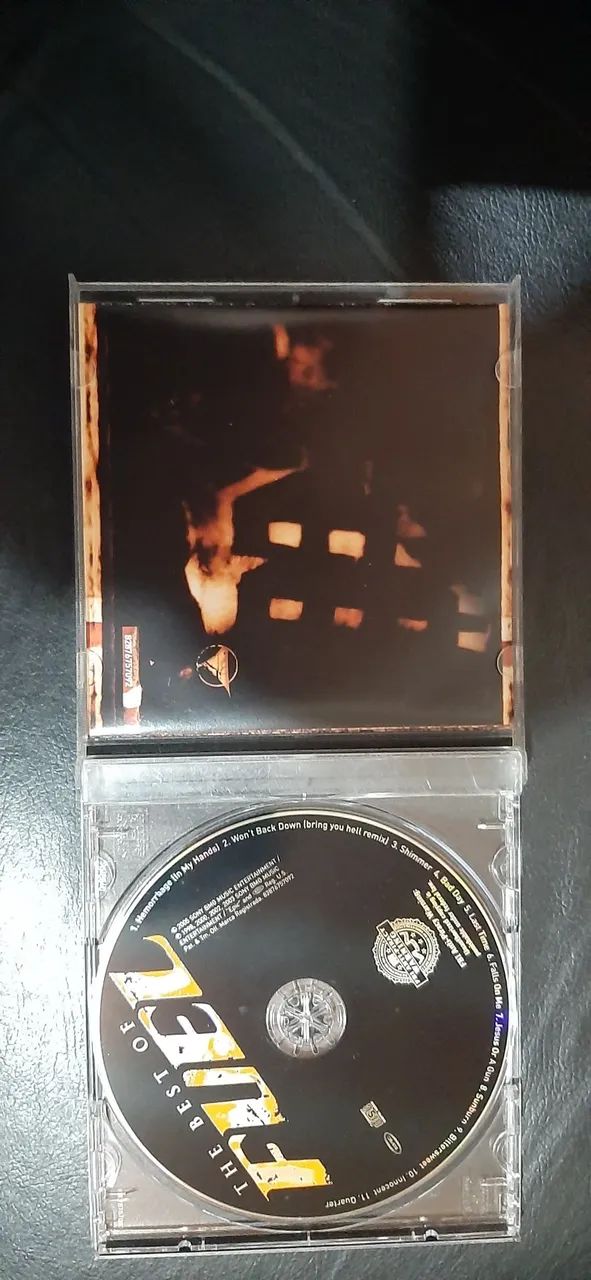 CD THE BEST OF FUEL (  importado) - Foto 3