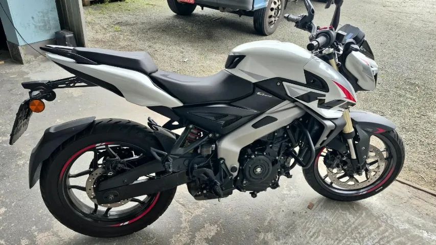 Bajaj Dominar 400cc 2025/2026  - Foto 2