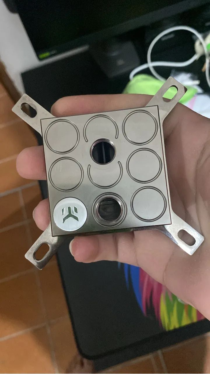 Bloco EK Supremacy EVO 