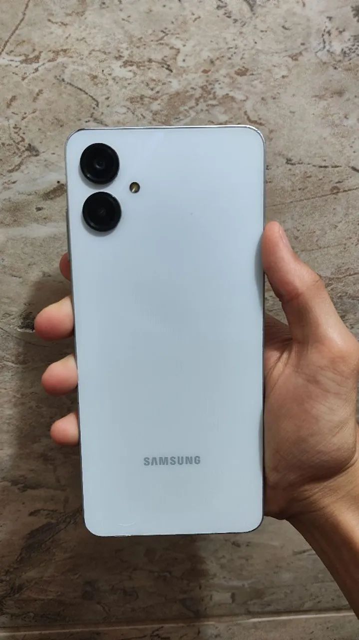 Samsung A06 - Foto 2