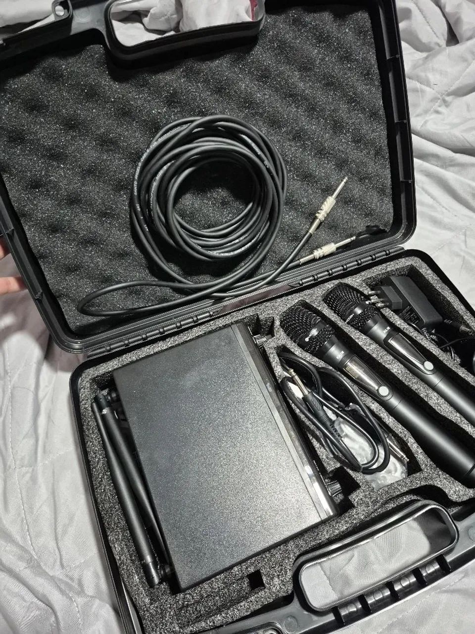 KIT MALA 2 MICROFONES PROFISSIONAIS KADOSH K412MT 