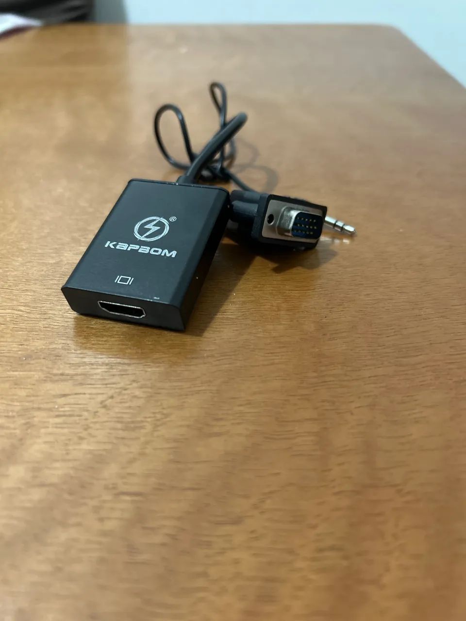 HDMI fêmea > VGA macho COM áudio