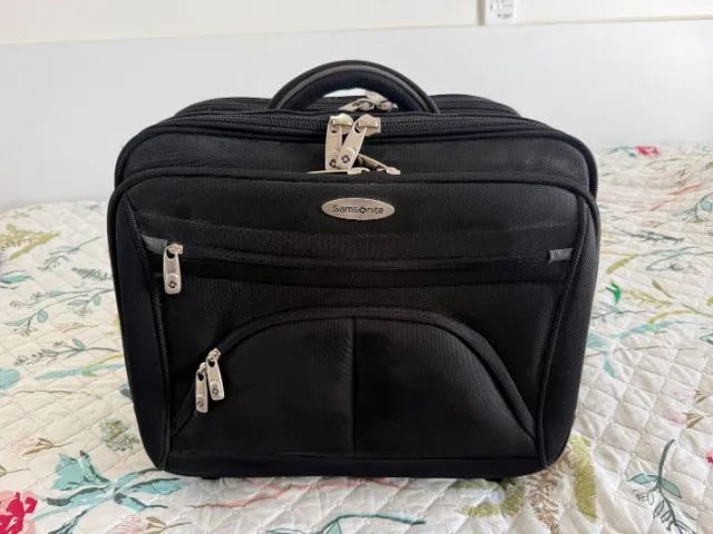 Mala Executiva Samsonite Original c/ Rodas e Alça Retrátil - Style 935885