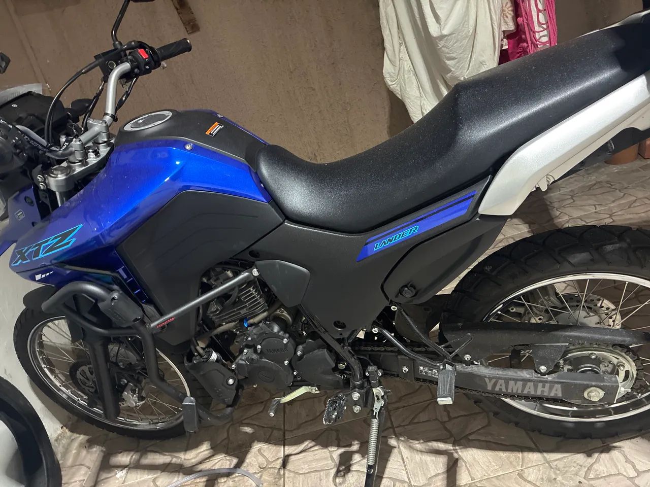 Moto yamanha Lander 250cc conect