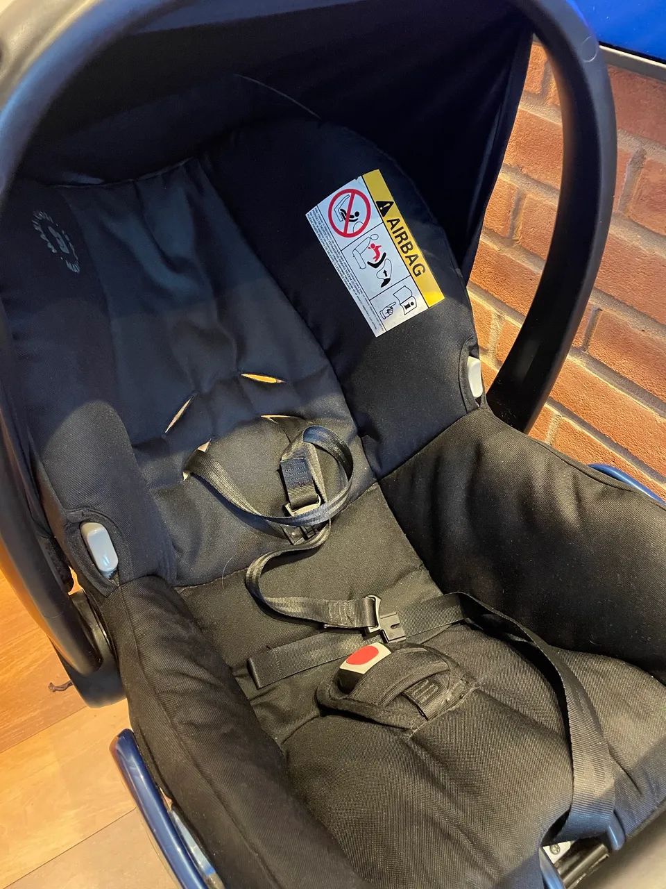 Bebê Conforto Maxi-Cosi + Base veicular Excelente Estado - Foto 2