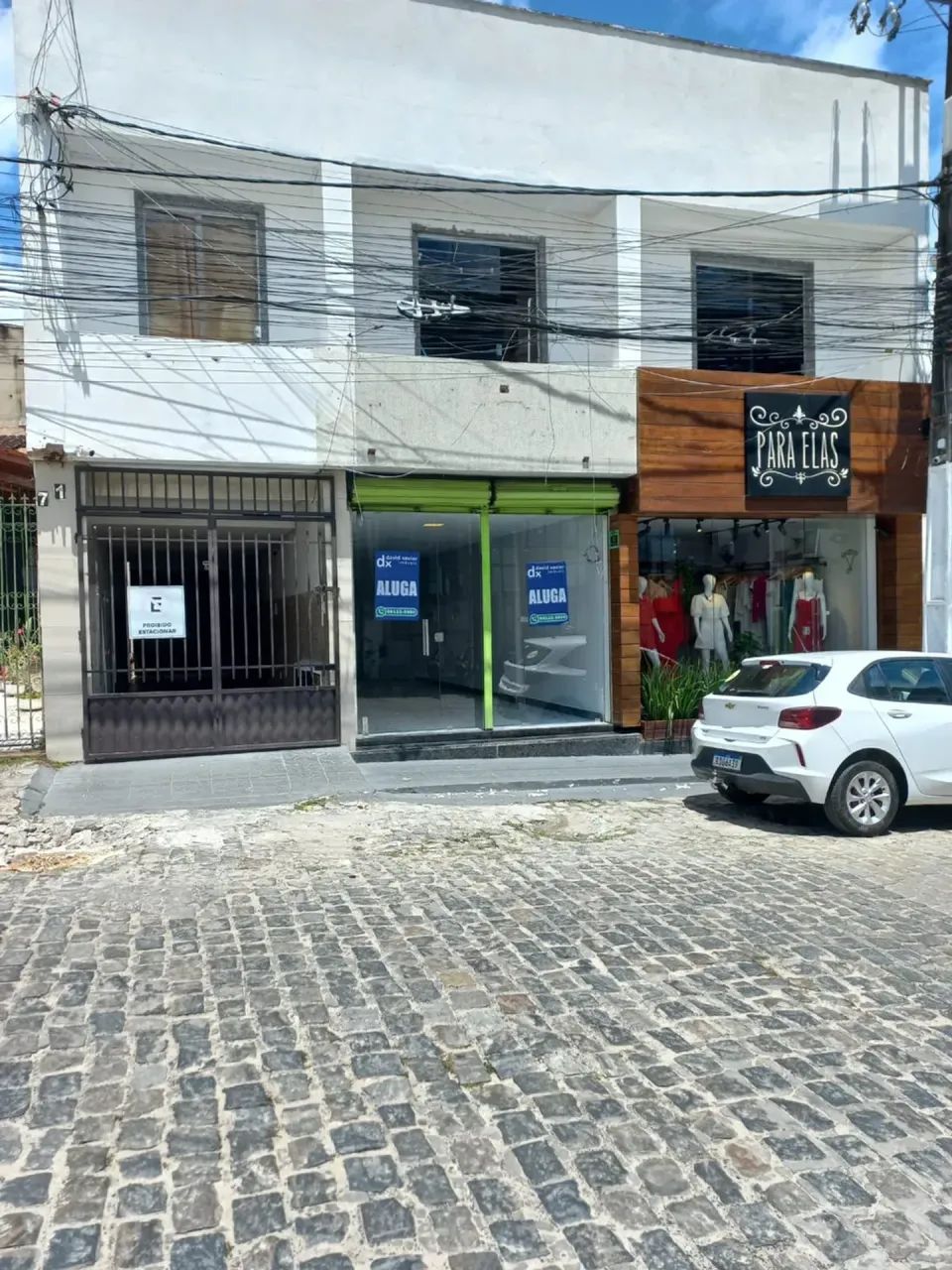 ALUGO KITNET PARA MULHER