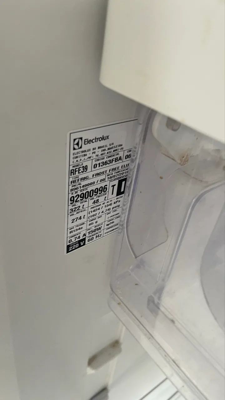Geladeira Electrolux  RFE39 - 322 Litros -  usada - Foto 3