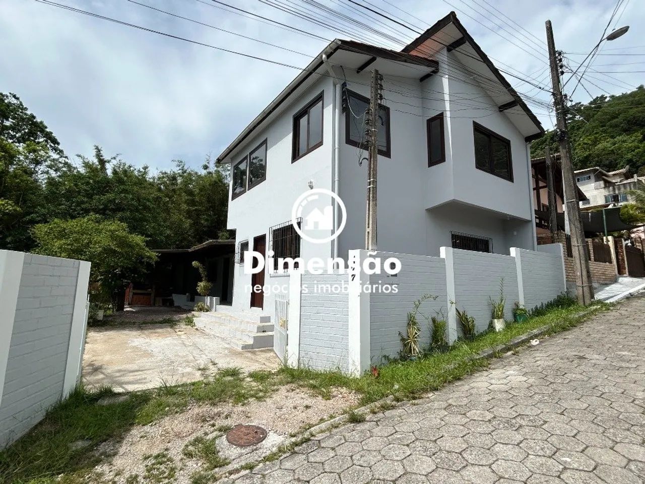 CASA 2 DORMITÓRIOS E 2 PAVIMENTOS NA CACHOEIRA DO BOM JESUS - Foto 2