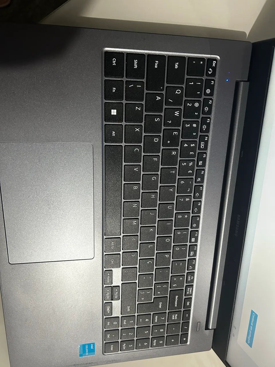 Vendo Notebook Samsung, Celeron 8gb ram - Foto 2