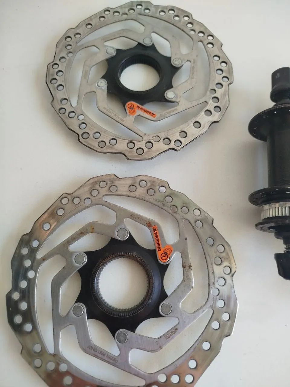 Cubos e discos Shimano original  - Foto 5