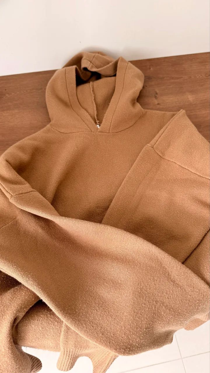 BLUSA TRICÔ ZARA COM CAPUZ TAM M - Foto 3