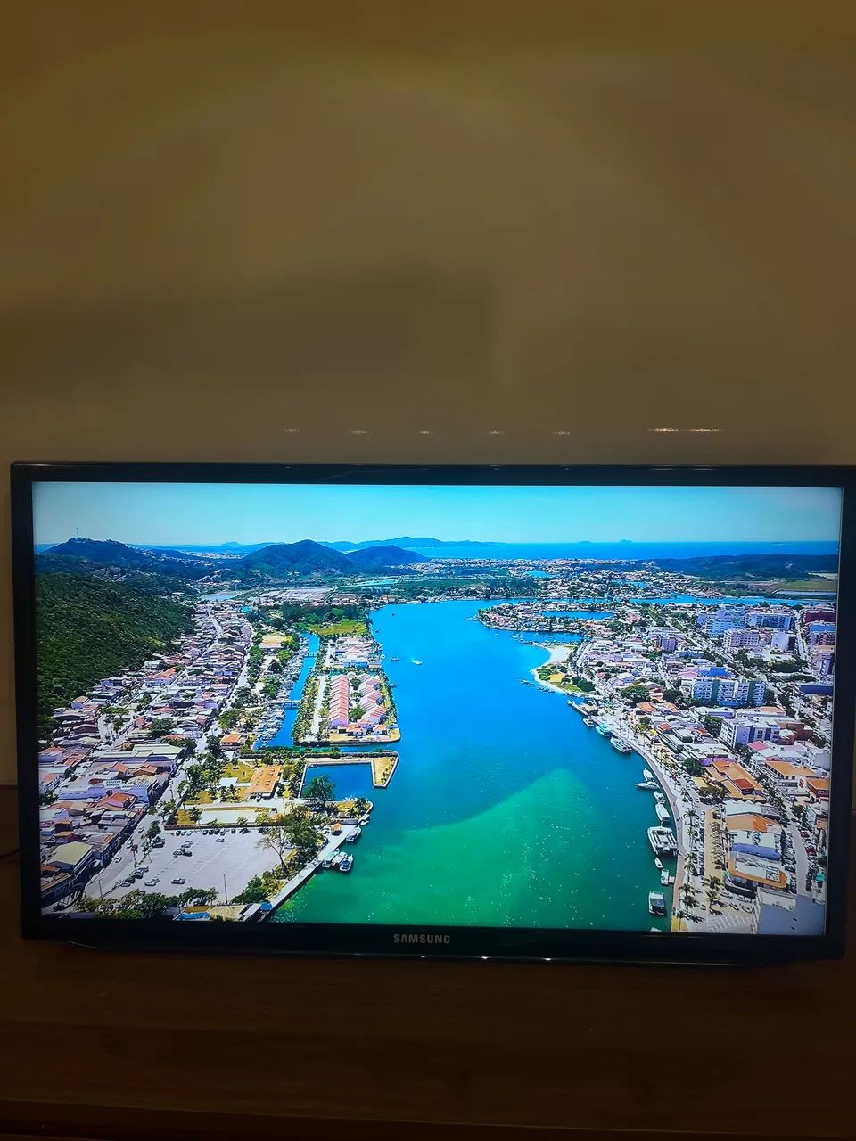 TV Samsung LED 32? modelo UN32EH5000G - Foto 3