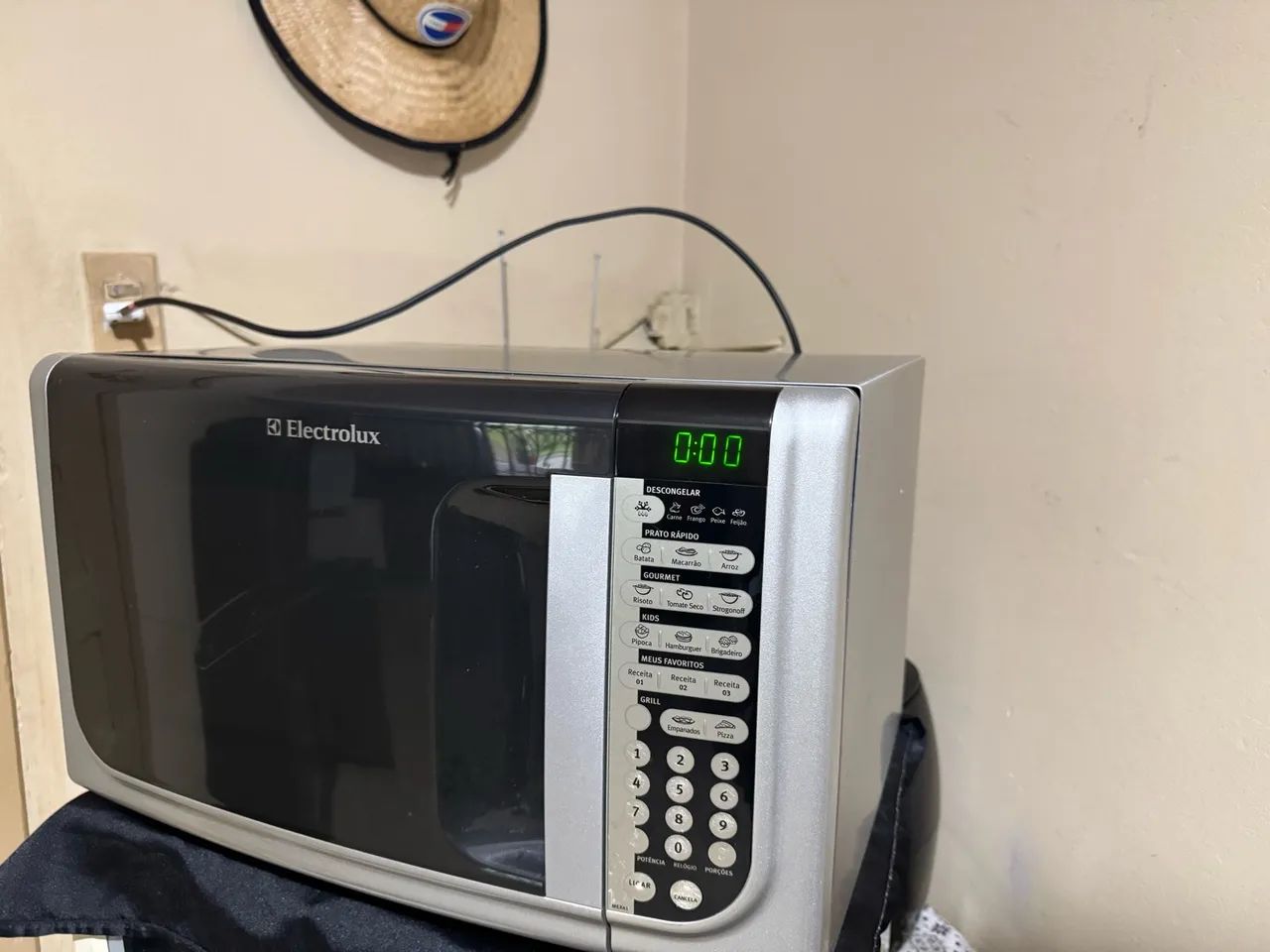 Microondas Eletrolux antioodor - Foto 2