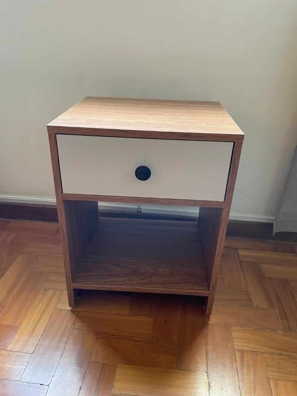 Mesa de cabeceira
