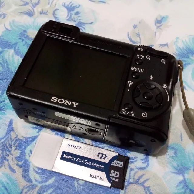 Câmera Sony Cyber-shot DSC-W1