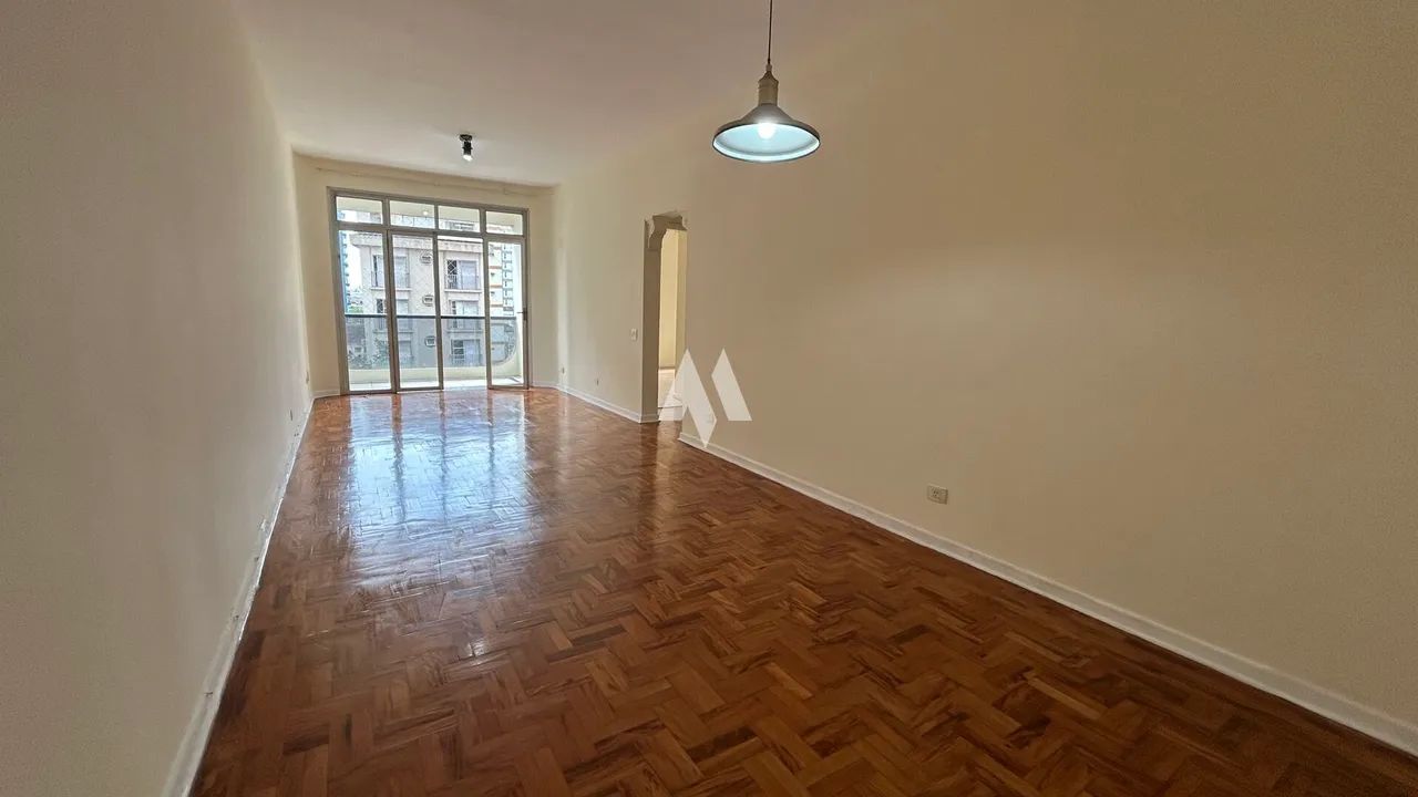 Excelente Oportunidade no Boqueirão  Edifício Cisne Branco
