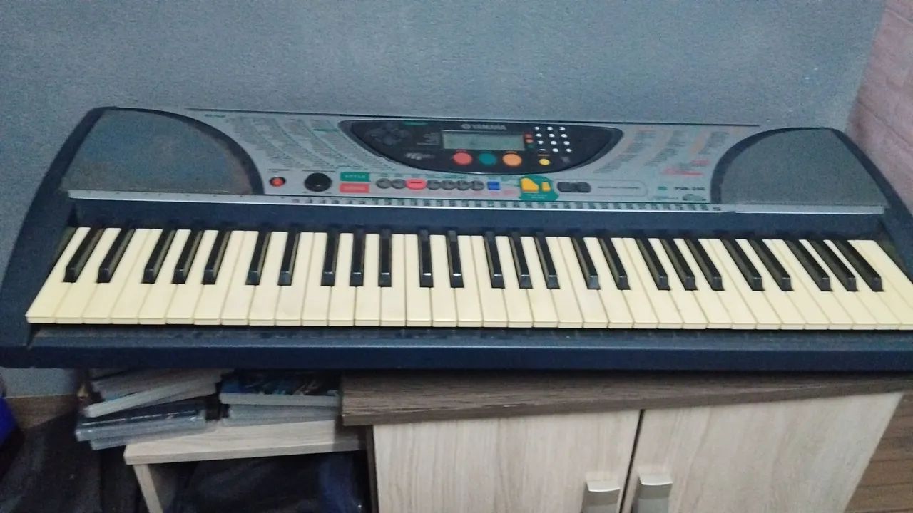 Teclado YAMAHA vendo 