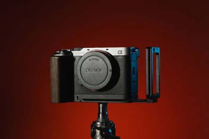 Câmera Sony A7C + Cage L