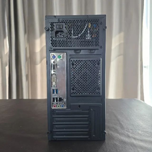 Computador de Escritório / Estudos - i5 7400, 8GB DDR4, 256GB