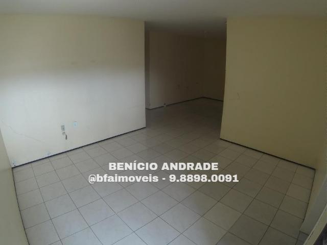 Oportunidade de casa com terreno amplo na Parquelândia, traga seu negócio! - Foto 7