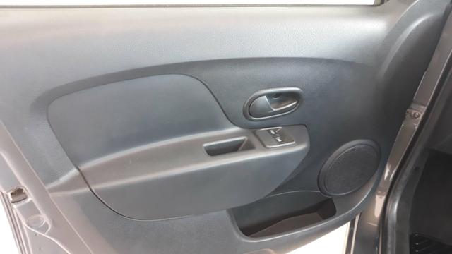 Sandero authentique 2019 - Foto 4