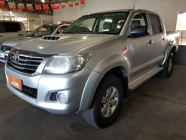 Hilux 3.0 D-4D Diesel Manual 4x4 - Foto 2