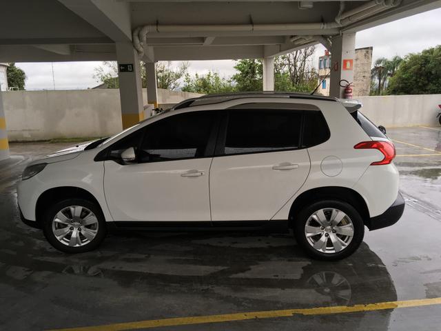 Peugeot 2008, ano 2017