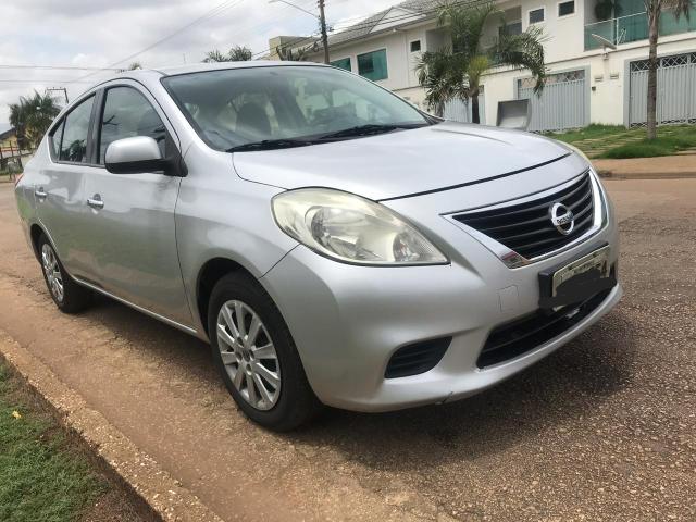 Nissan Versa SV 1.6 manual