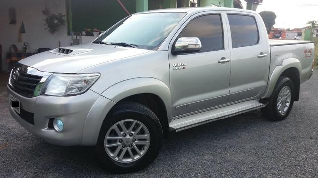 Toyota Hilux SRV Top CD 3.0 16v 4x4 13/13