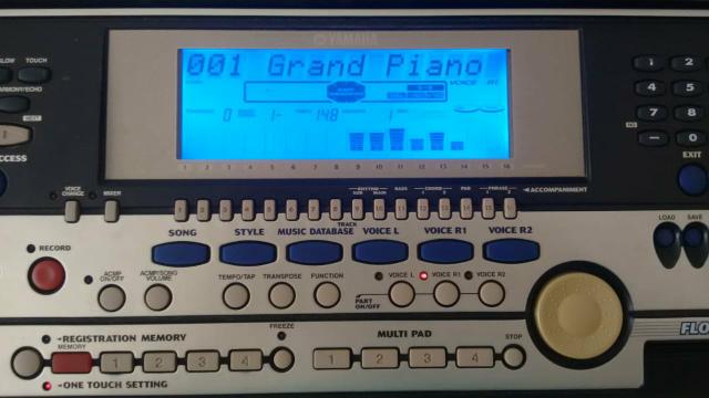 Teclado Yamaha PSR 550 semi novo watsap * - Foto 3