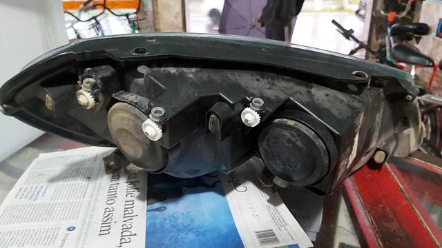 Par faróis originais saveiro cross g6 - Foto 4